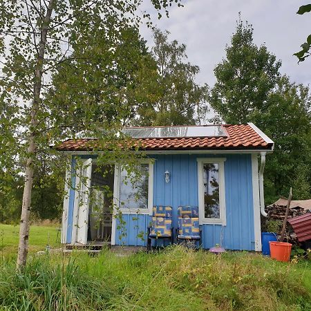 Gaeststuga I Vacker Natur, Bastu, Bubbelpool Sommartid Och Gratis Parkering Naera Ulricehamn Och Lassalyckan, Guesthouse With Nice View With Sauna And Free Parking Close To Dalsjoefors And Fishing Бурос Екстер'єр фото